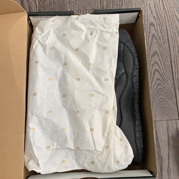 Air Jordan Retro 10 Size 9 - NYC Box Included - Picture 12 of 15